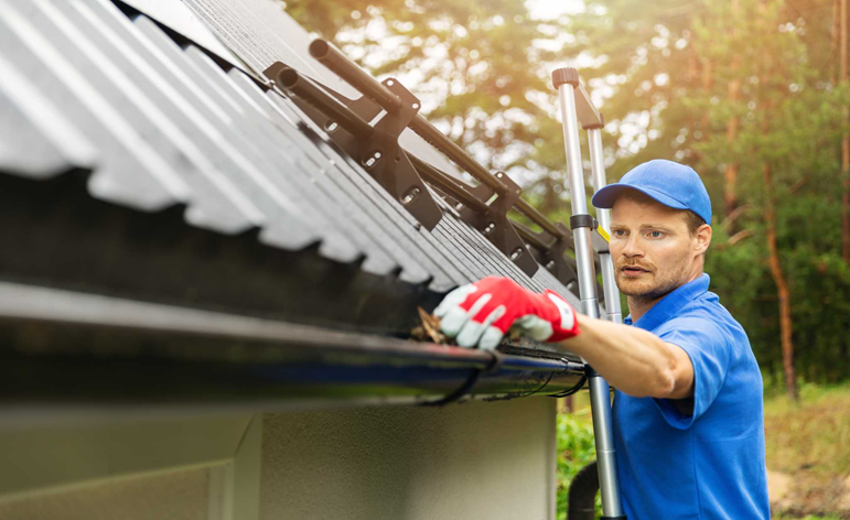 Gutter Cleaning Service Gutter Cleaning Service